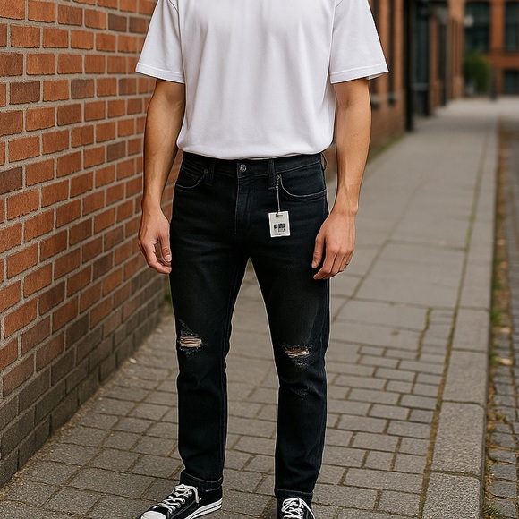 Black distressed pants size 32 by the KOOPLES, Ret. $195 - Picture 1 of 7